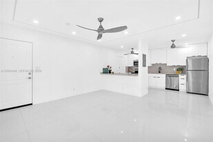 770 SE 2nd Ave, Unit B216 in Deerfield Beach, FL - Building Photo