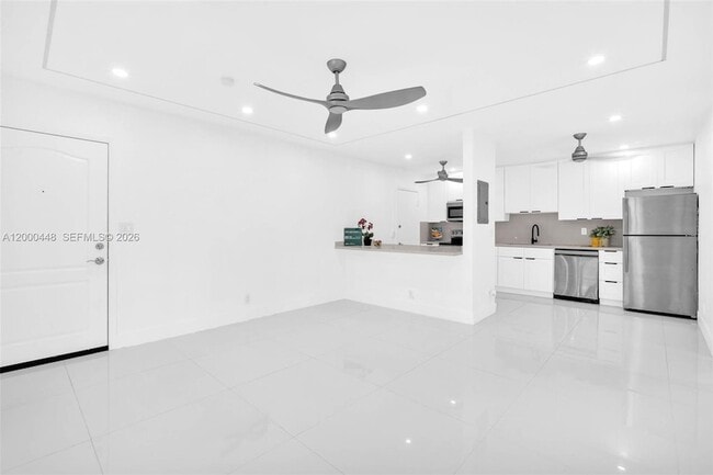 property at 770 SE 2nd Ave