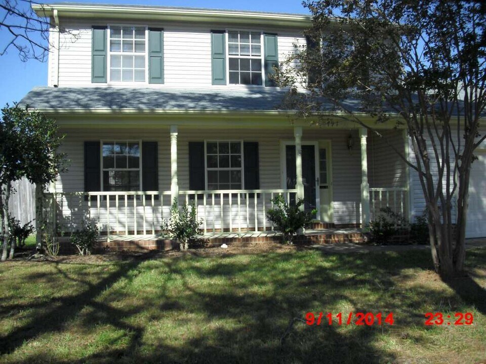 797 Daimler Dr in Virginia Beach, VA - Foto de edificio