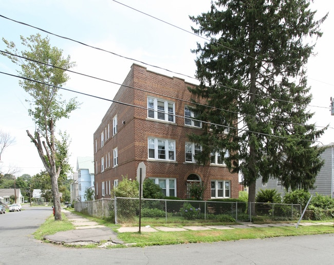 45 Horace St in New Britain, CT - Building Photo - Building Photo