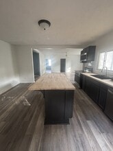 225 E Bergey St in Wadsworth, OH - Building Photo - Building Photo