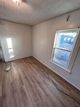 1593 N Goodman St-Unit -unit 4 in Rochester, NY - Foto de edificio - Building Photo