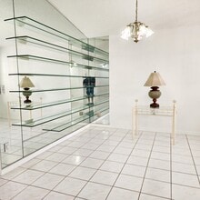 13414 NW 8th St in Miami, FL - Building Photo - Building Photo
