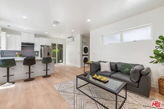3643 Helms Ave in Culver City, CA - Building Photo - Building Photo