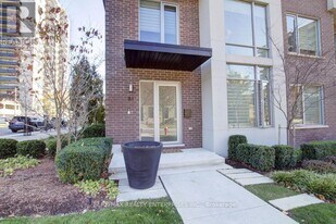 81 High St E in Mississauga, ON - Building Photo