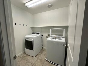16329 McAloon Way in Austin, TX - Building Photo - Building Photo