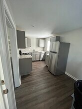 24730 Lake Shore Blvd, Unit Upstairs in Euclid, OH - Building Photo - Building Photo