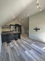 1413 Wabash Ave, Unit 2 in Mattoon, IL - Building Photo