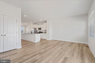 1830 Parham Wy in Woodlawn, MD - Building Photo - Building Photo