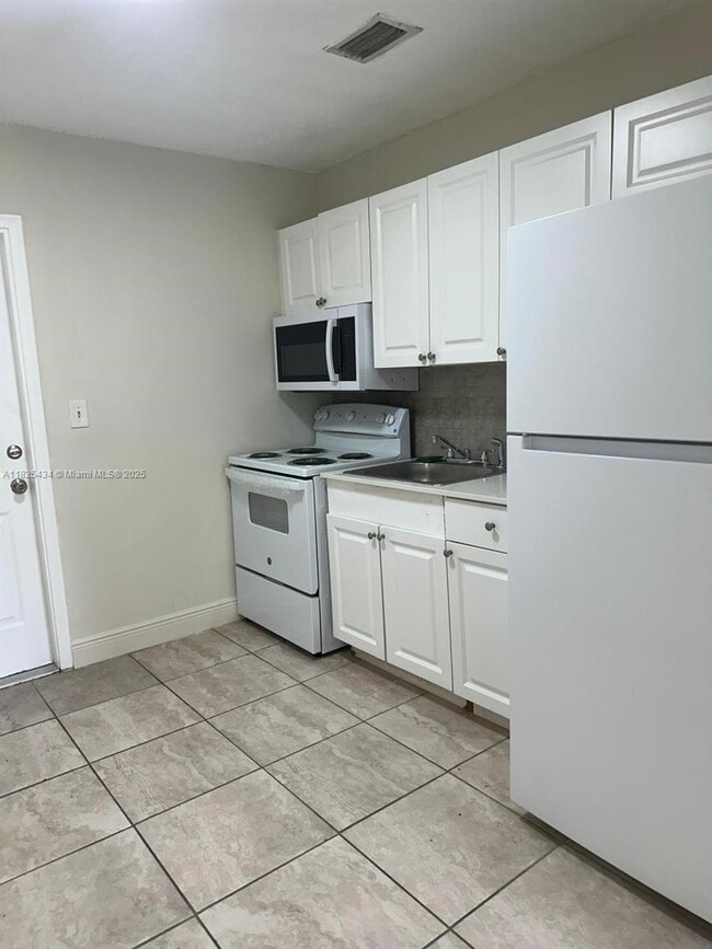 property at 4141 SW 20th St