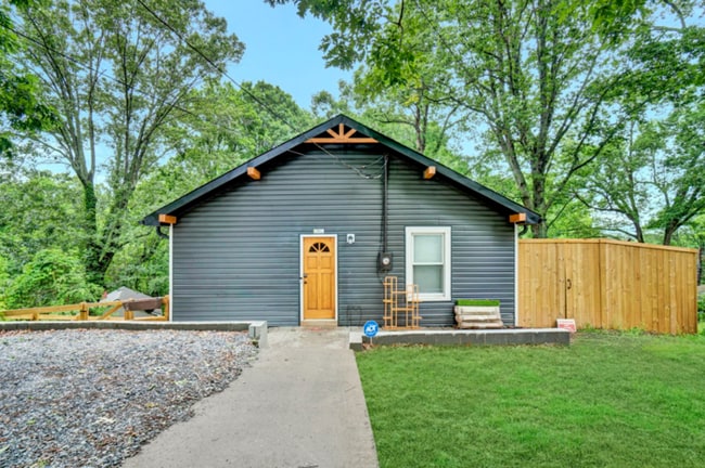 property at 136 Cobb St