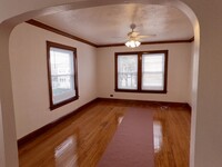 3041 N Leclaire Ave in Chicago, IL - Building Photo - Building Photo