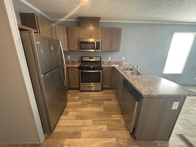 57 Third St. Unit 57 in Dearborn Heights, MI - Foto de edificio - Building Photo