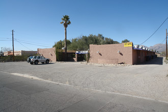 Blacklidge Cove in Tucson, AZ - Foto de edificio - Building Photo