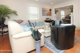 240 7th Ave in Long Branch, NJ - Building Photo - Building Photo