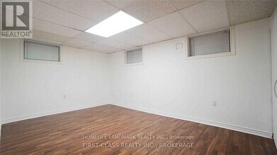 22 Morgan Ave in Markham, ON - Building Photo - Building Photo