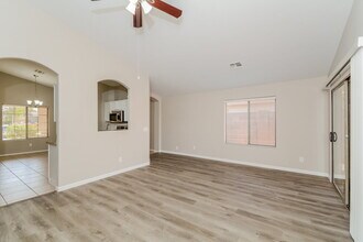 14417 N Gil Balcome Ct in Surprise, AZ - Building Photo - Building Photo