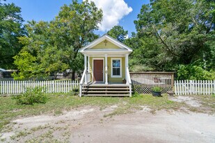 161 Caswell Branch Rd in Freeport, FL - Building Photo