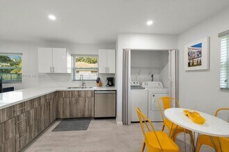 5037 NW 5th Ave in Miami, FL - Building Photo - Building Photo