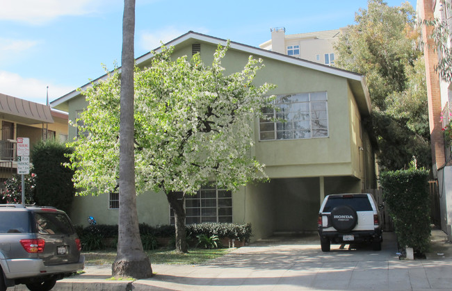 1217 Amherst Ave in Los Angeles, CA - Building Photo - Building Photo