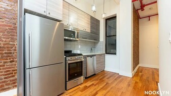 195 Menahan St in Brooklyn, NY - Building Photo - Building Photo