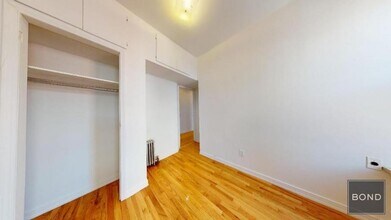 188 2nd Ave in New York, NY - Building Photo - Building Photo
