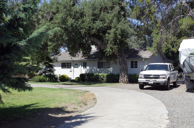 550-570 Pecan St in West Sacramento, CA - Foto de edificio - Building Photo