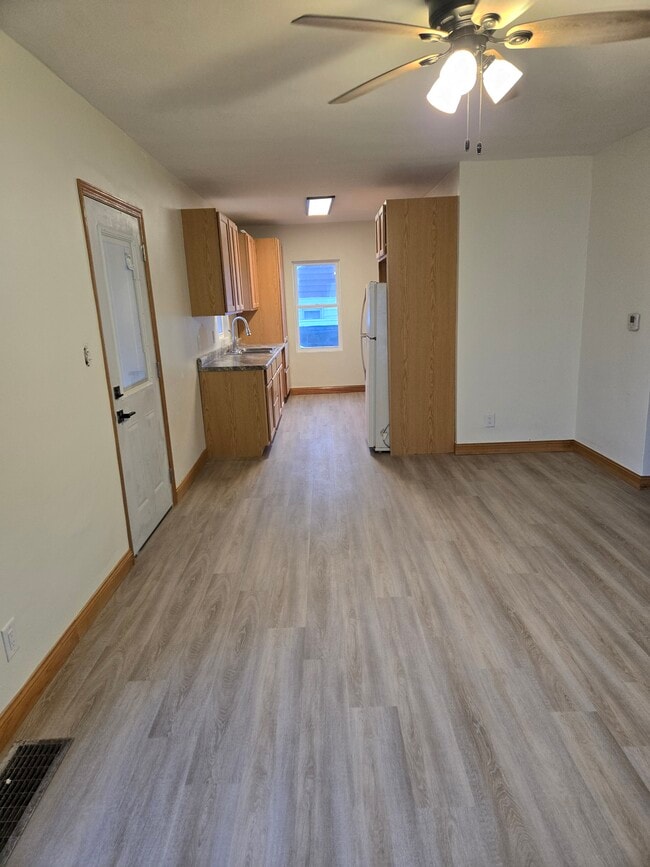 property at 804 Hanna Blvd