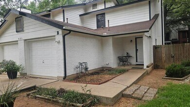 8105 Tuscarora Trail in Austin, TX - Building Photo - Building Photo