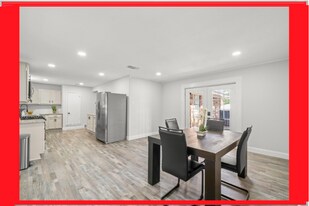 125 Gramley St in Grand Prairie, TX - Building Photo