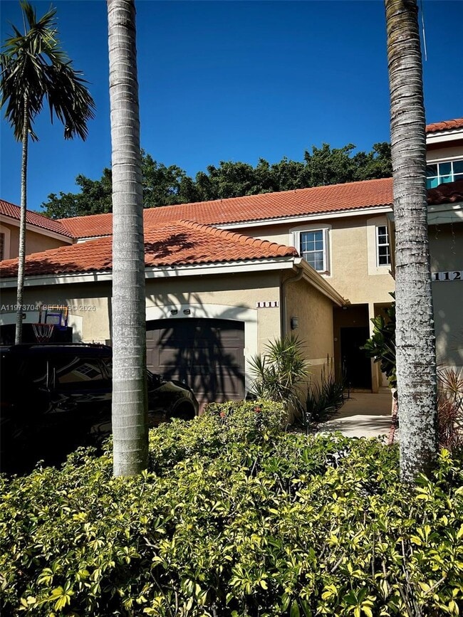 1111 Sorrento Dr in Weston, FL - Building Photo - Building Photo