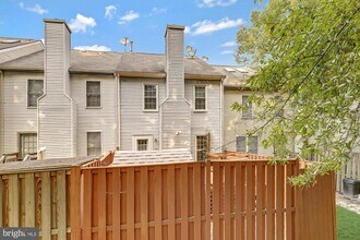 4207 Devonwood Way in Woodbridge, VA - Building Photo - Building Photo