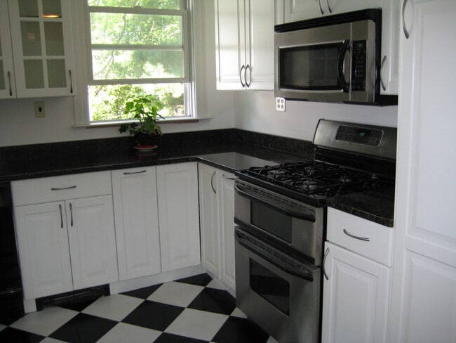 property at 71 Putnam Ave
