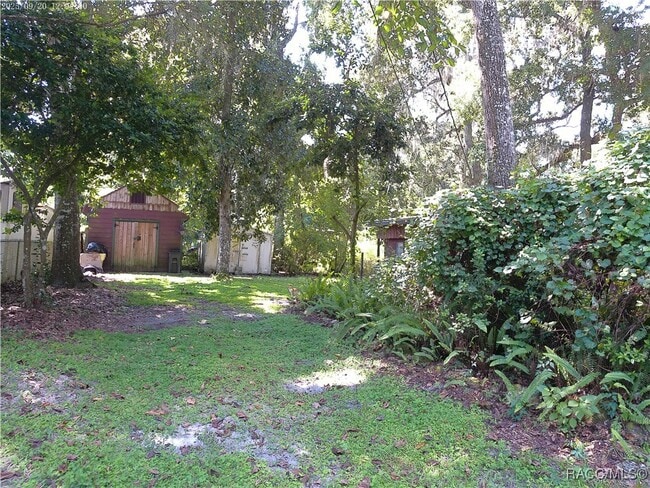 10578 E Pintail Dr in Floral City, FL - Building Photo - Building Photo