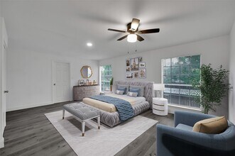 10203 Beekman Pl Dr in Houston, TX - Building Photo - Building Photo
