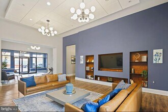 301 W Franklin St in Baltimore, MD - Building Photo - Building Photo