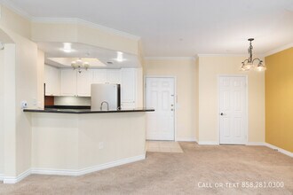 4155 Executive Dr in La Jolla, CA - Building Photo - Building Photo