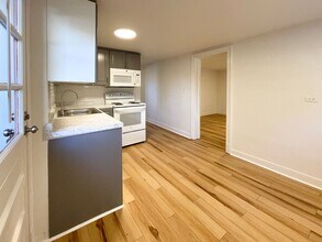 801 Calhoun St in Charlottesville, VA - Building Photo - Building Photo