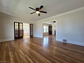 13839 Clifton Blvd in Lakewood, OH - Building Photo - Building Photo