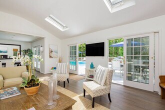 25 High Point Rd in East Hampton, NY - Building Photo - Building Photo