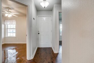1014 Oakchase Ct in Azle, TX - Building Photo - Building Photo