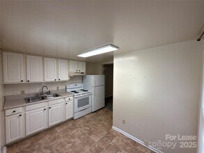 1433 Pecan Ave in Charlotte, NC - Building Photo - Building Photo
