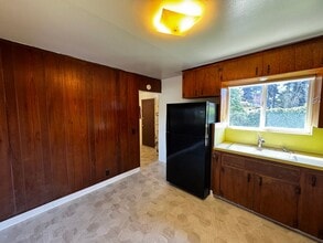 430-436 Hodgson St in Eureka, CA - Building Photo - Building Photo