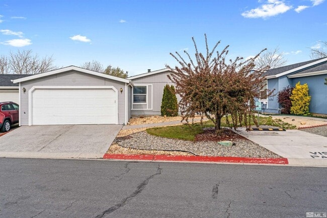 property at 7750 N Claridge Pointe Pkwy