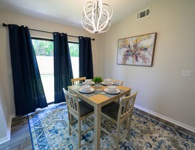 1917 Wolford Rd in Clearwater, FL - Building Photo - Building Photo