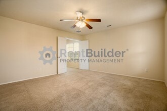 12508 Woodland Ave NE in Albuquerque, NM - Foto de edificio - Building Photo