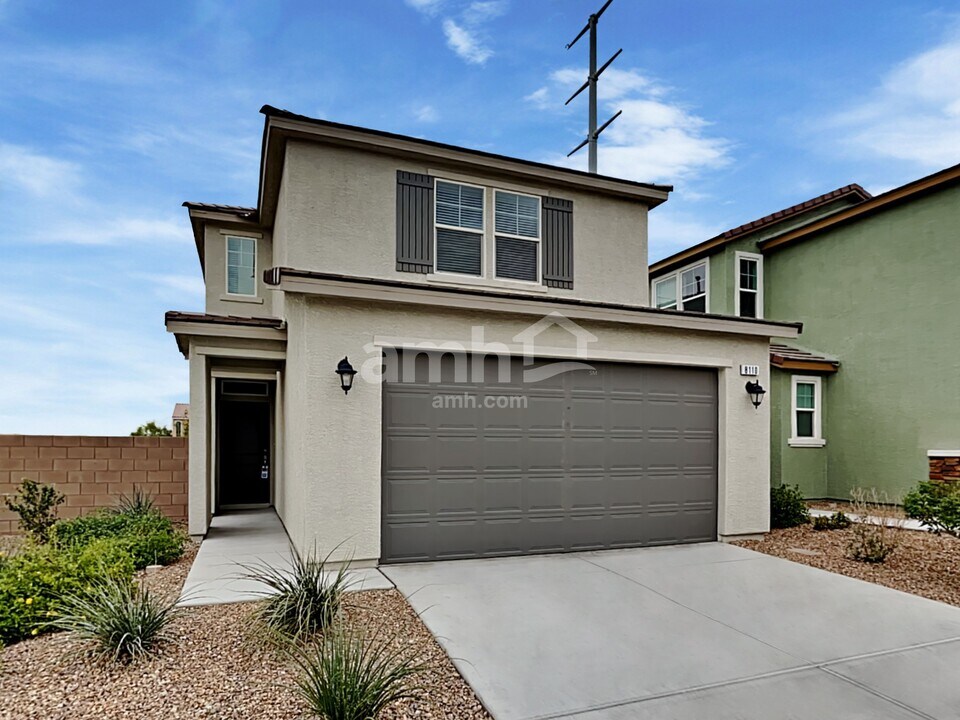 8110 Inhibition Ct in Las Vegas, NV - Building Photo
