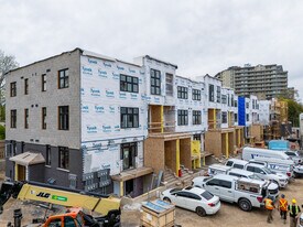 Viva in Kitchener, ON - Building Photo