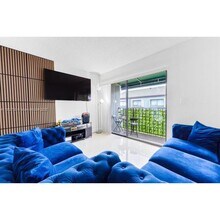 7419 SW 152nd Ave in Miami, FL - Building Photo - Building Photo