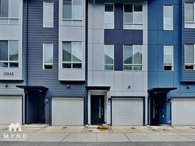 10944 NE 189th St in Bothell, WA - Building Photo